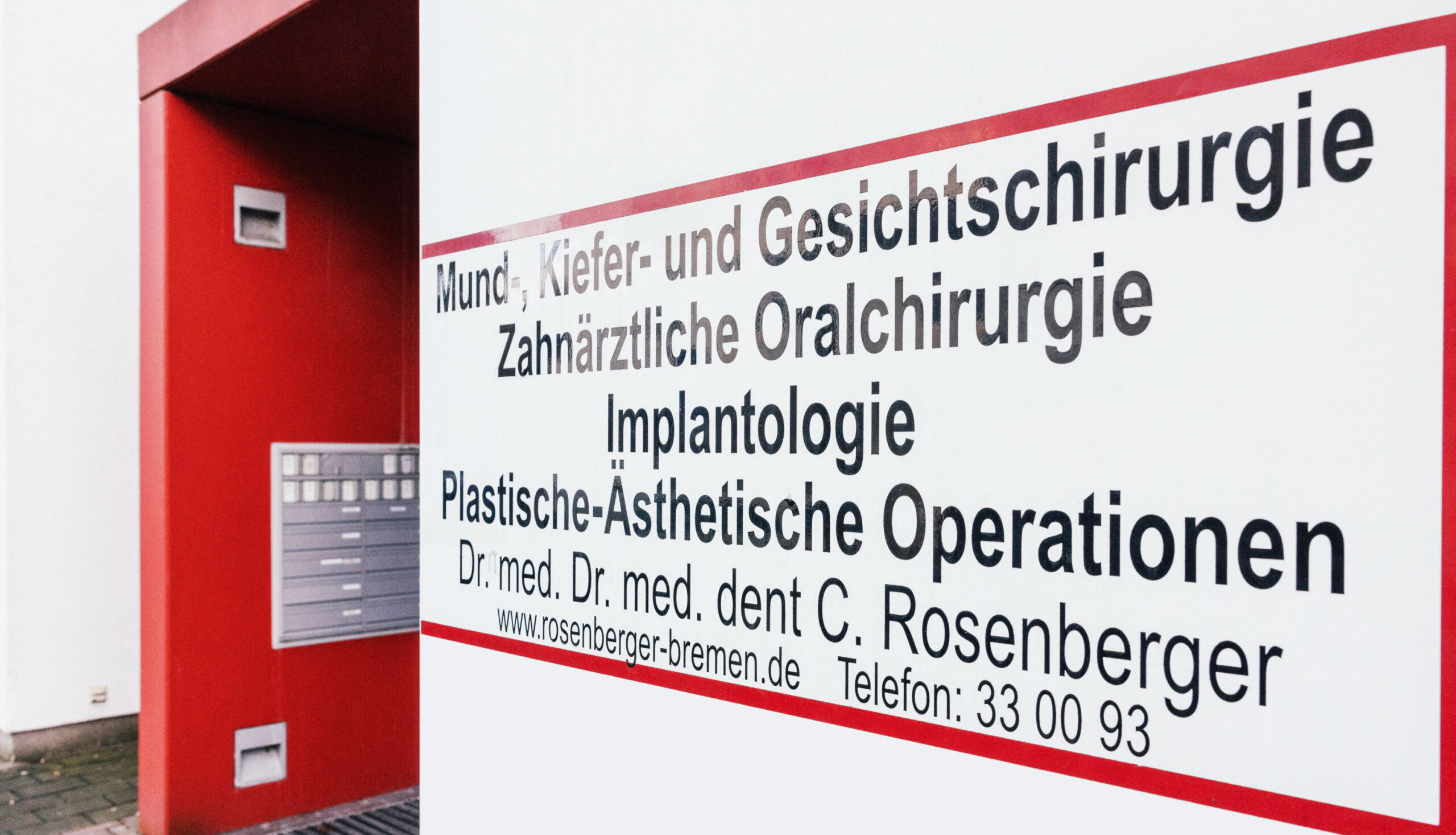 Impressum - Zertifizierter Implantologe durch BDIZ/EDI, DGMKG, DGZI, DGI, BDO und durch die Zahnärztekammer Bremen